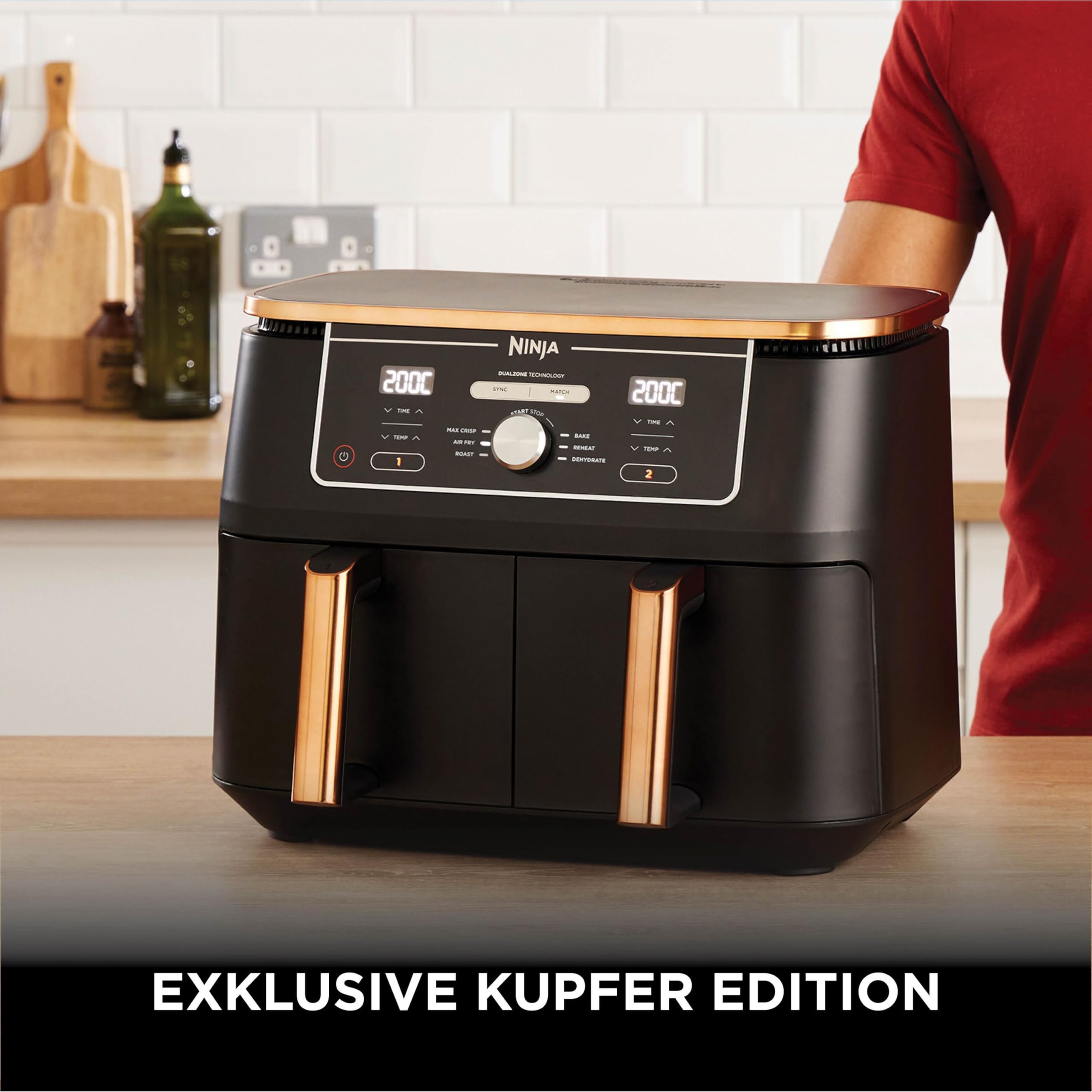 Ninja Foodi MAX Dual Zone Heißluftfritteuse, 9,5L Airfryer, 2 Fächer, mit Zange, Antihaftbeschichtung, spülmaschinenfeste Körbe, 6-in-1, Amazon Exklusiv, Kupfer/Schwarz, AF400EUCP