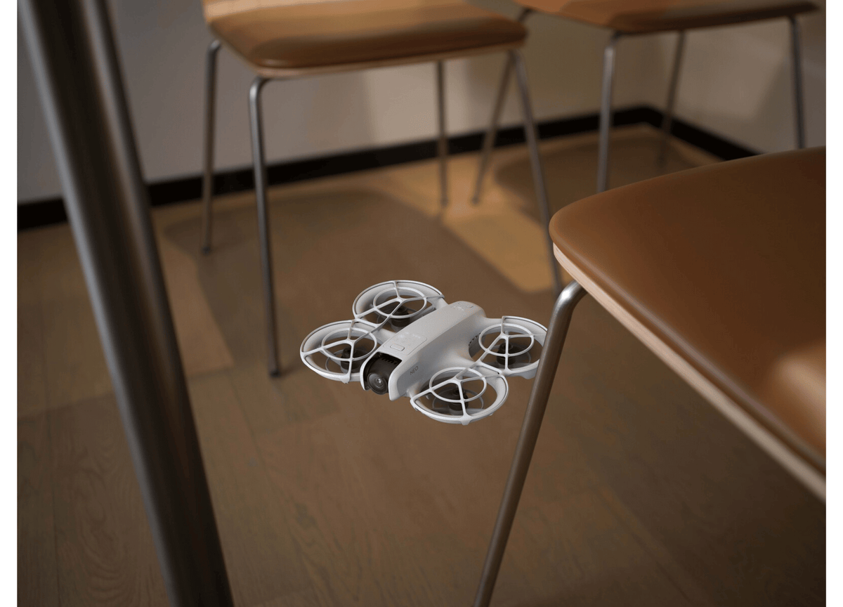 DJI Neo (Fly More Combo)