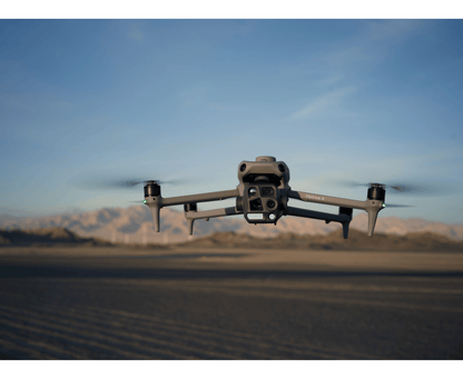 DJI Matrice 4 Thermal Drohnen-Set für Photovoltaik- und Solar-Inspektionen